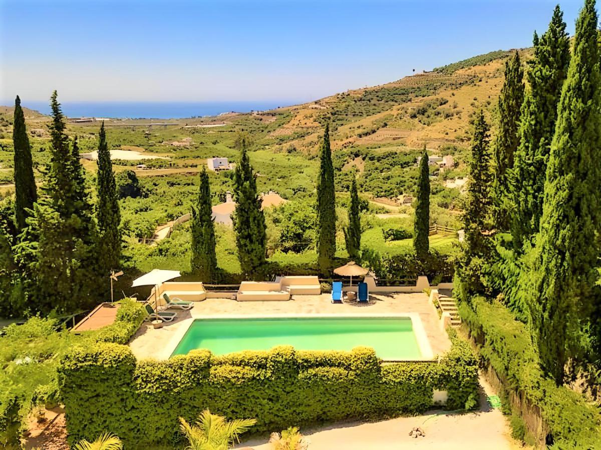 Вилла Antigua Finca De Ayo Y Karina Фрихилиана Экстерьер фото