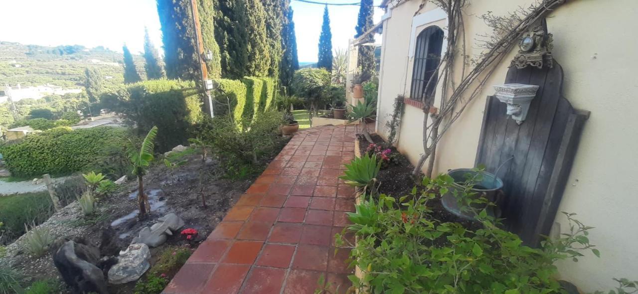 Вилла Antigua Finca De Ayo Y Karina Фрихилиана Экстерьер фото