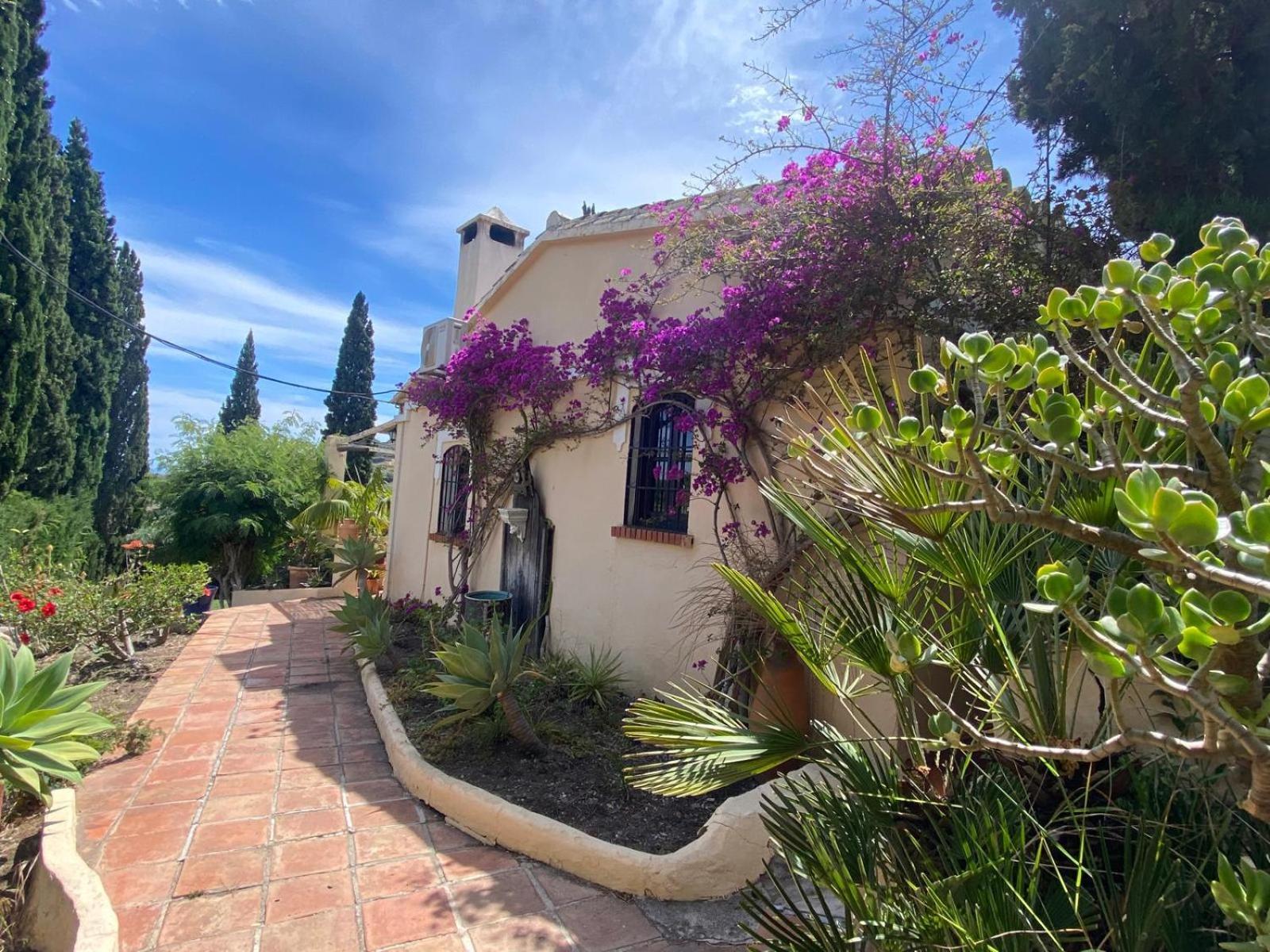 Вилла Antigua Finca De Ayo Y Karina Фрихилиана Экстерьер фото